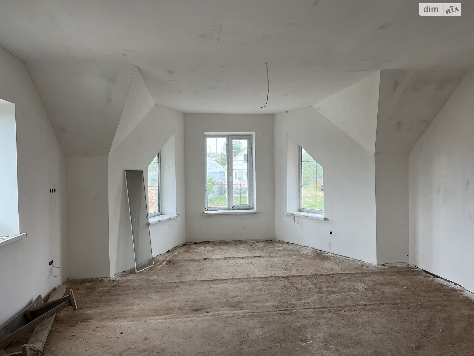 Обʼєкт нерухомості: 2 КІМ. БУДИНОК, ПЛОЩА - 242.1 м², ЦІНА - 45 000 $
 — HUBTRUST, Вінниця