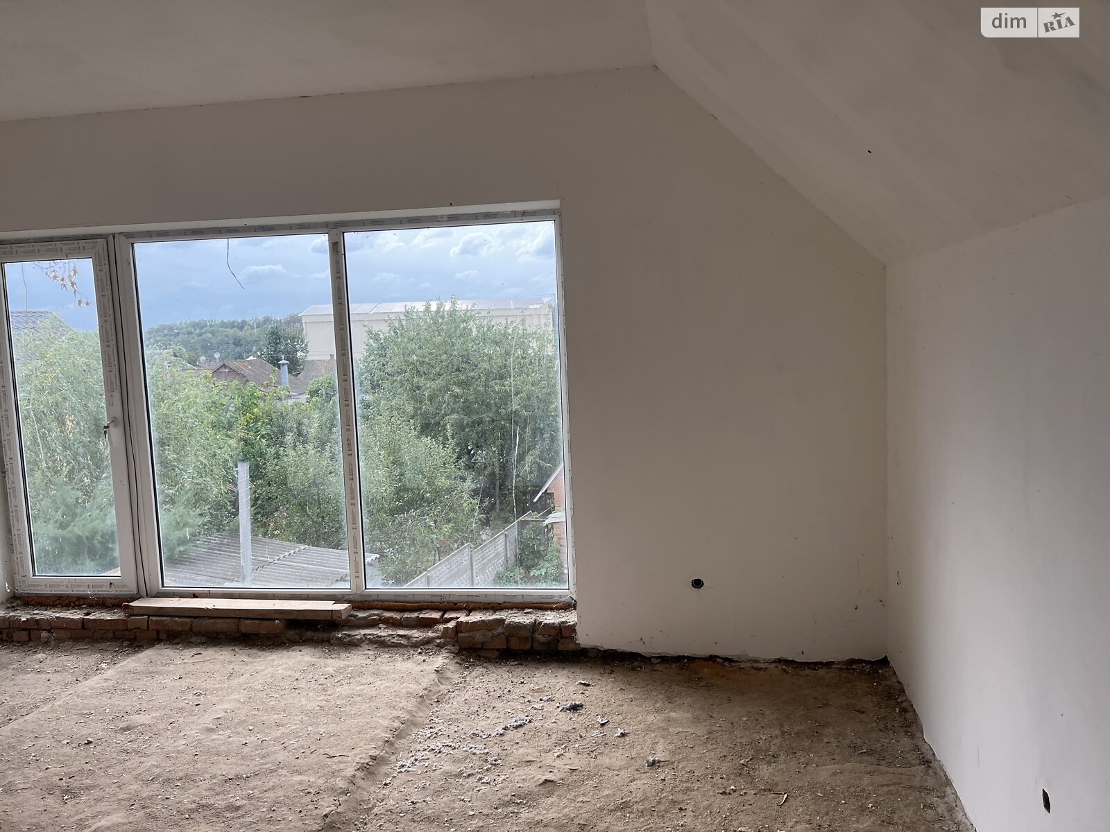 Обʼєкт нерухомості: 2 КІМ. БУДИНОК, ПЛОЩА - 242.1 м², ЦІНА - 45 000 $
 — HUBTRUST, Вінниця