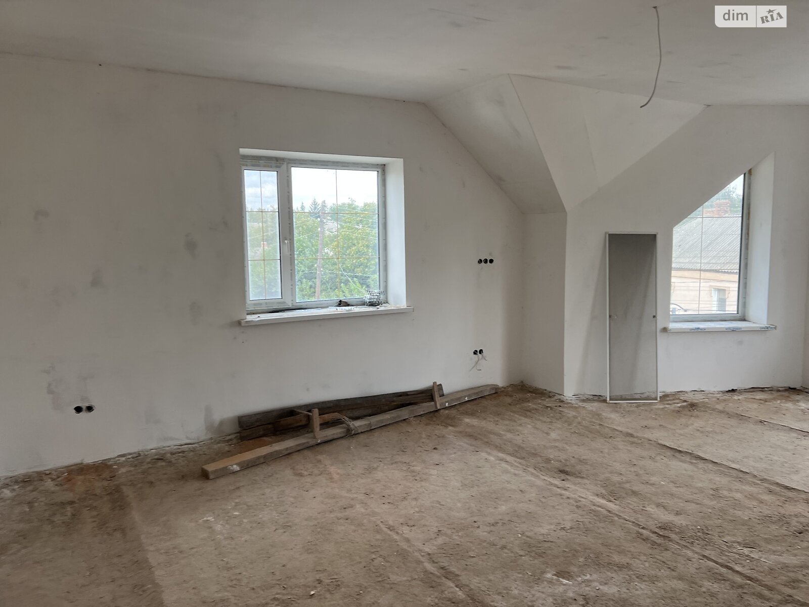 Обʼєкт нерухомості: 2 КІМ. БУДИНОК, ПЛОЩА - 242.1 м², ЦІНА - 45 000 $
 — HUBTRUST, Вінниця