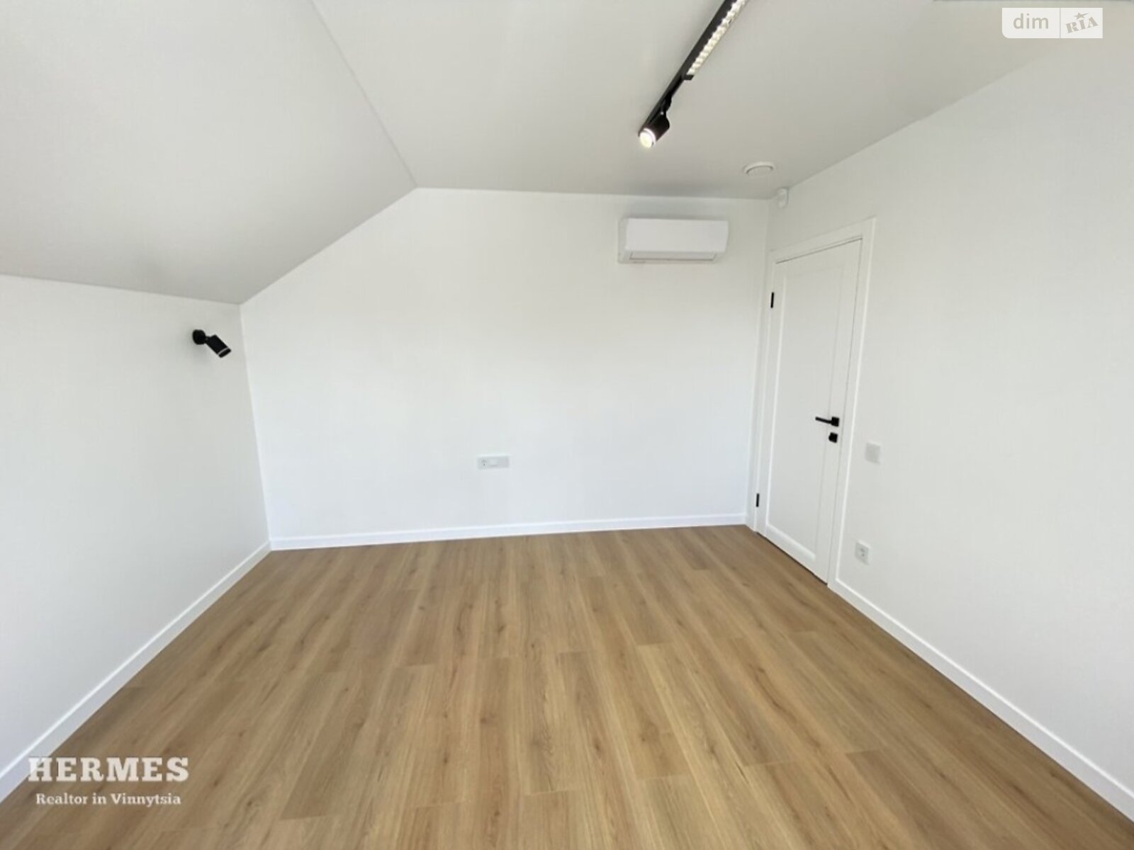 Обʼєкт нерухомості: 3 КІМ. БУДИНОК, ПЛОЩА - 105 м², ЦІНА - 135 000 $
 — HUBTRUST, Вінниця