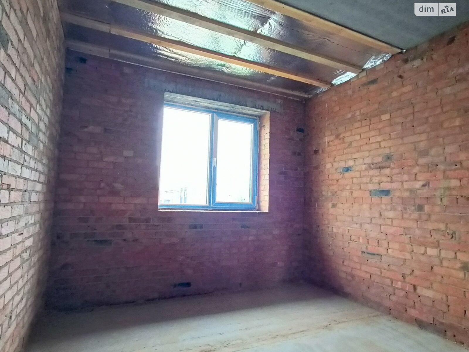 Обʼєкт нерухомості: 3 КІМ. ТАУНХАУС, ПЛОЩА - 90 м², ЦІНА - 65 000 $
, пров. Срібний — HUBTRUST, Вінниця