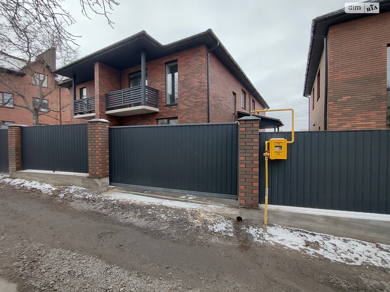 3 КІМ. ТАУНХАУС, ПЛОЩА - 92 м², ЦІНА - 115 000 $
