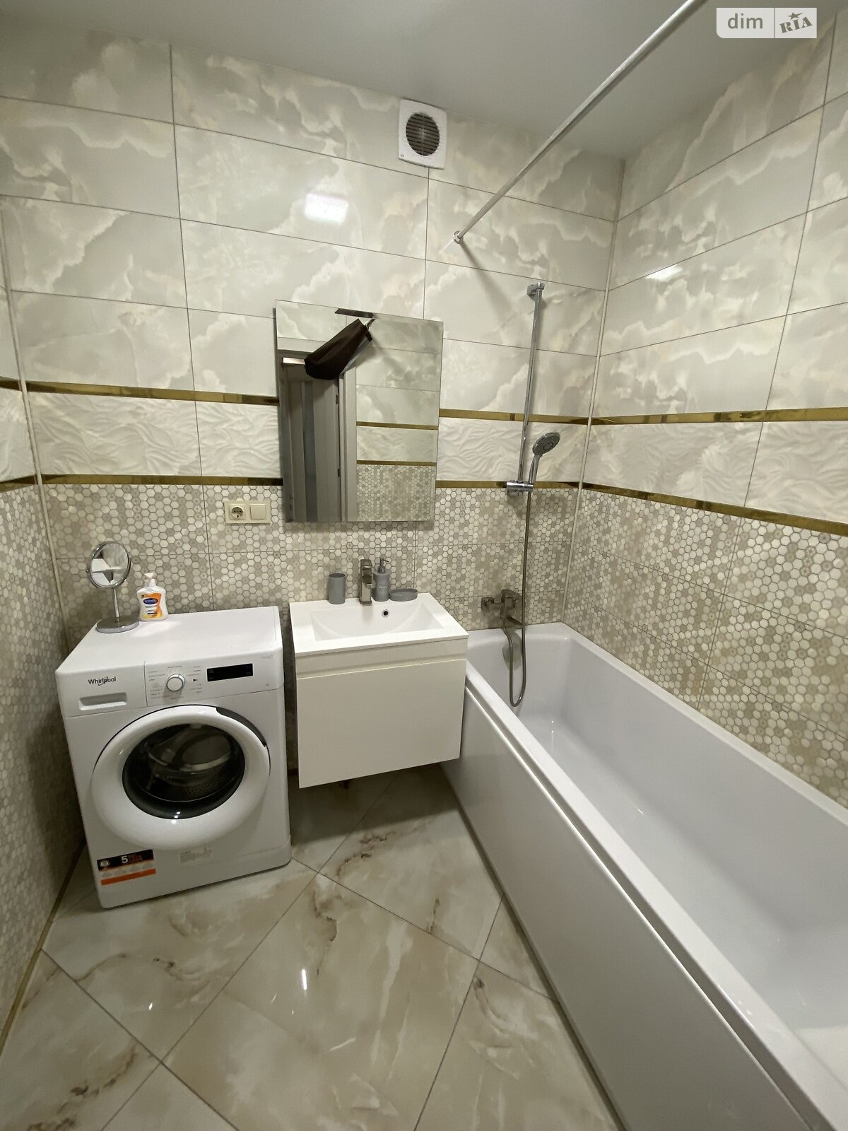 Обʼєкт нерухомості: 2 КІМ. КВАРТИРА, ПЛОЩА - 72.1 м², ЦІНА - 18 000 $
, вул. Тимофіївська — HUBTRUST, Вінниця
