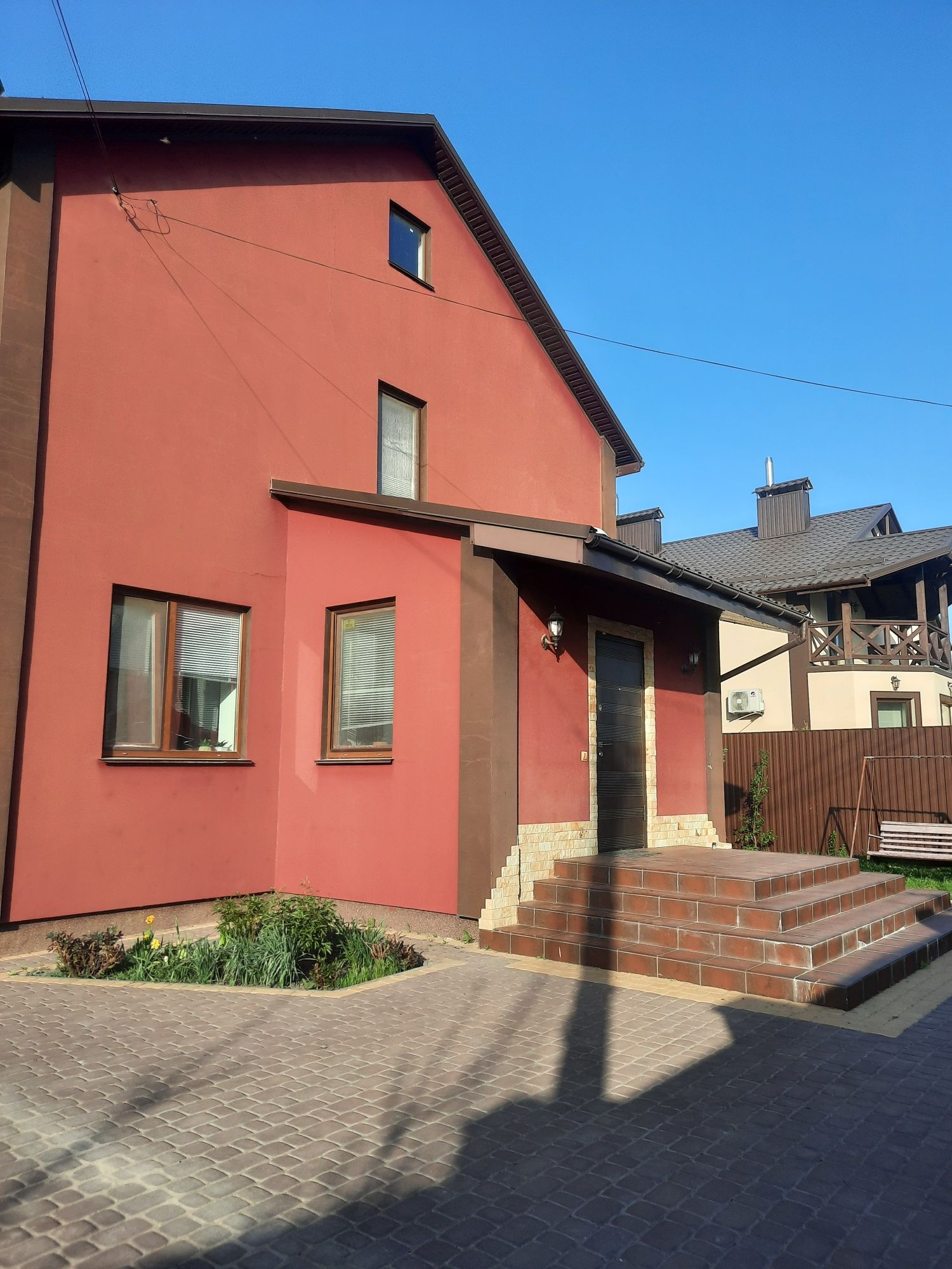 Обʼєкт нерухомості: 4 КІМ.  БУДИНОК ПЛОЩА – 213 м², ЦІНА – 180 000$, РАЙОН: Пирогово — HUBTRUST, Вінниця