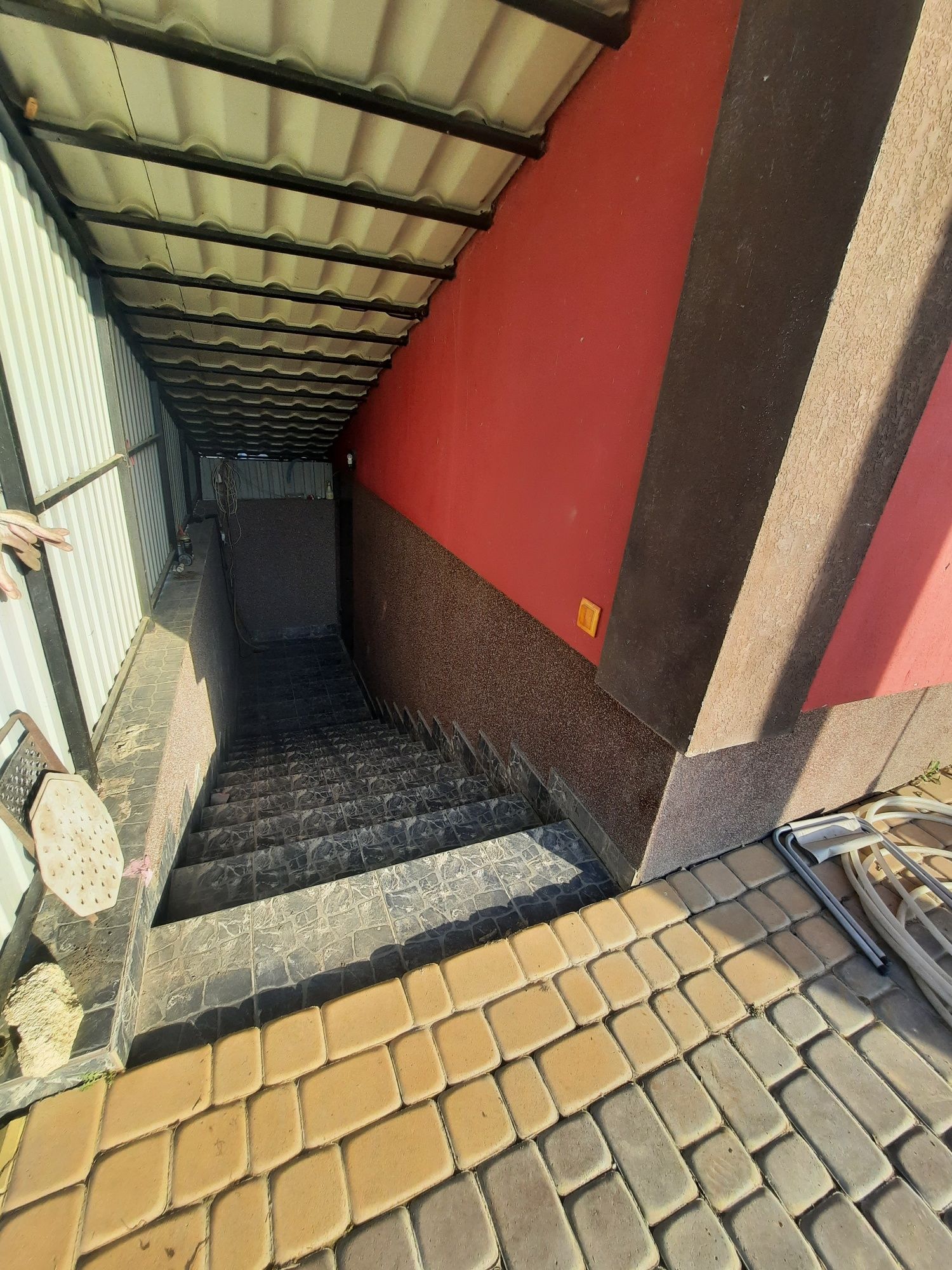 Обʼєкт нерухомості: 4 КІМ.  БУДИНОК ПЛОЩА – 213 м², ЦІНА – 180 000$, РАЙОН: Пирогово — HUBTRUST, Вінниця