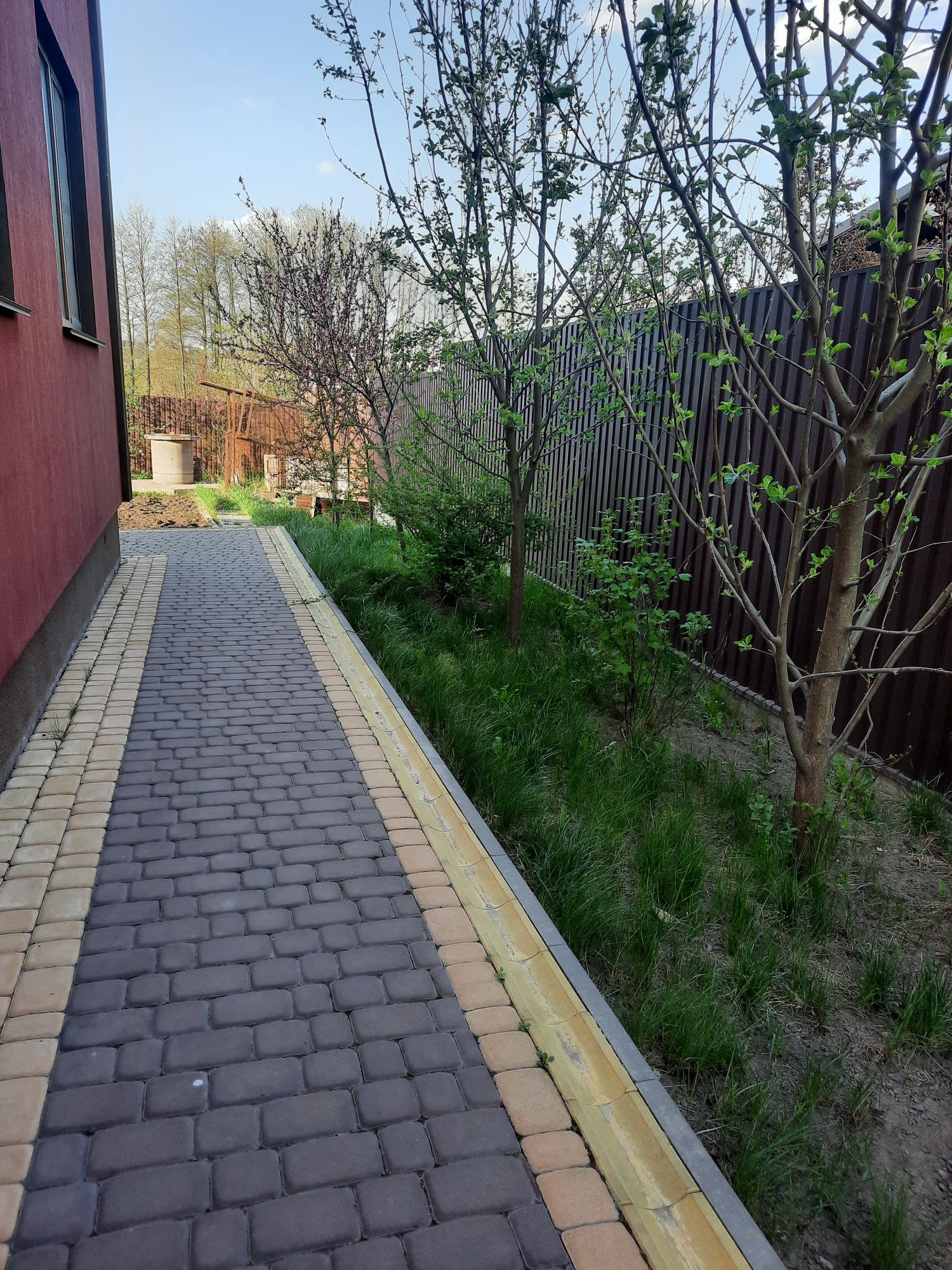 Обʼєкт нерухомості: 4 КІМ.  БУДИНОК ПЛОЩА – 213 м², ЦІНА – 180 000$, РАЙОН: Пирогово — HUBTRUST, Вінниця