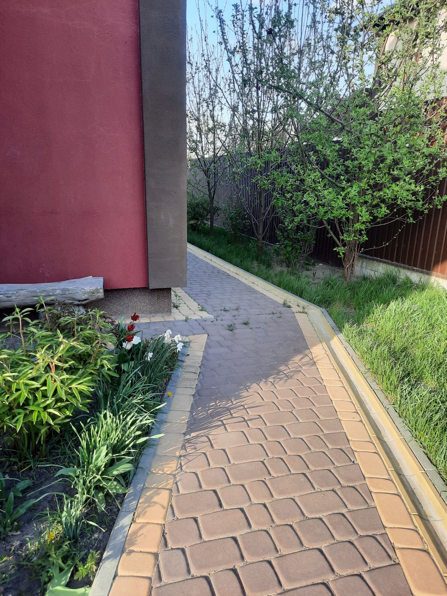 Обʼєкт нерухомості: 4 КІМ.  БУДИНОК ПЛОЩА – 213 м², ЦІНА – 180 000$, РАЙОН: Пирогово — HUBTRUST, Вінниця
