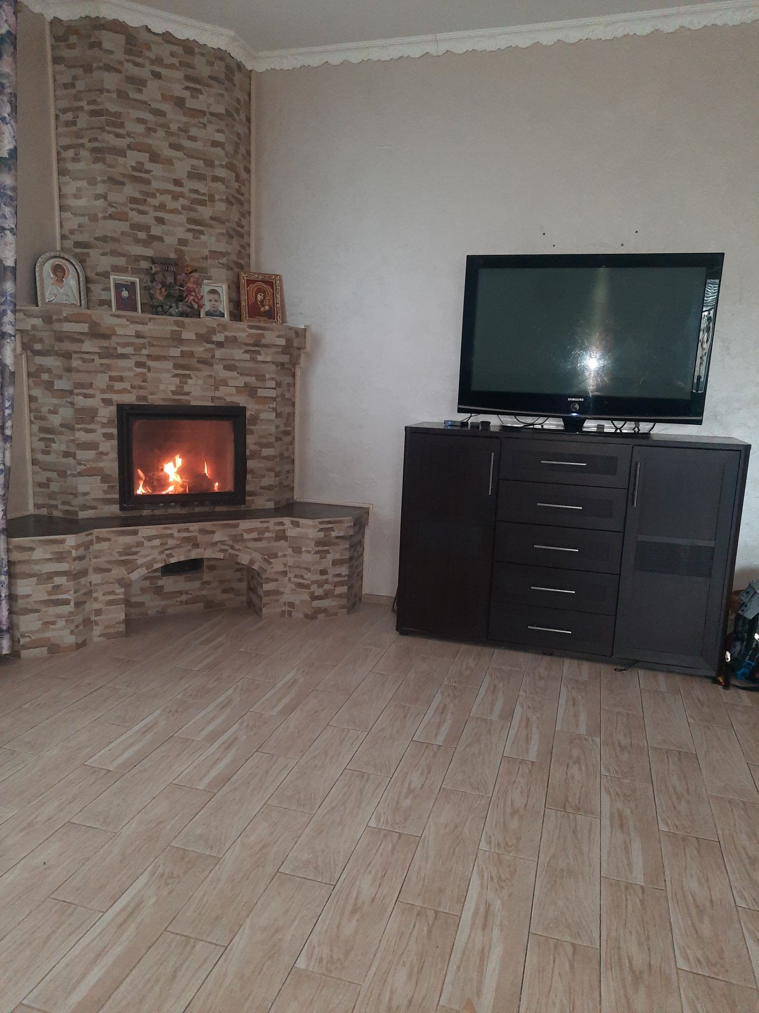 Обʼєкт нерухомості: 4 КІМ.  БУДИНОК ПЛОЩА – 213 м², ЦІНА – 180 000$, РАЙОН: Пирогово — HUBTRUST, Вінниця