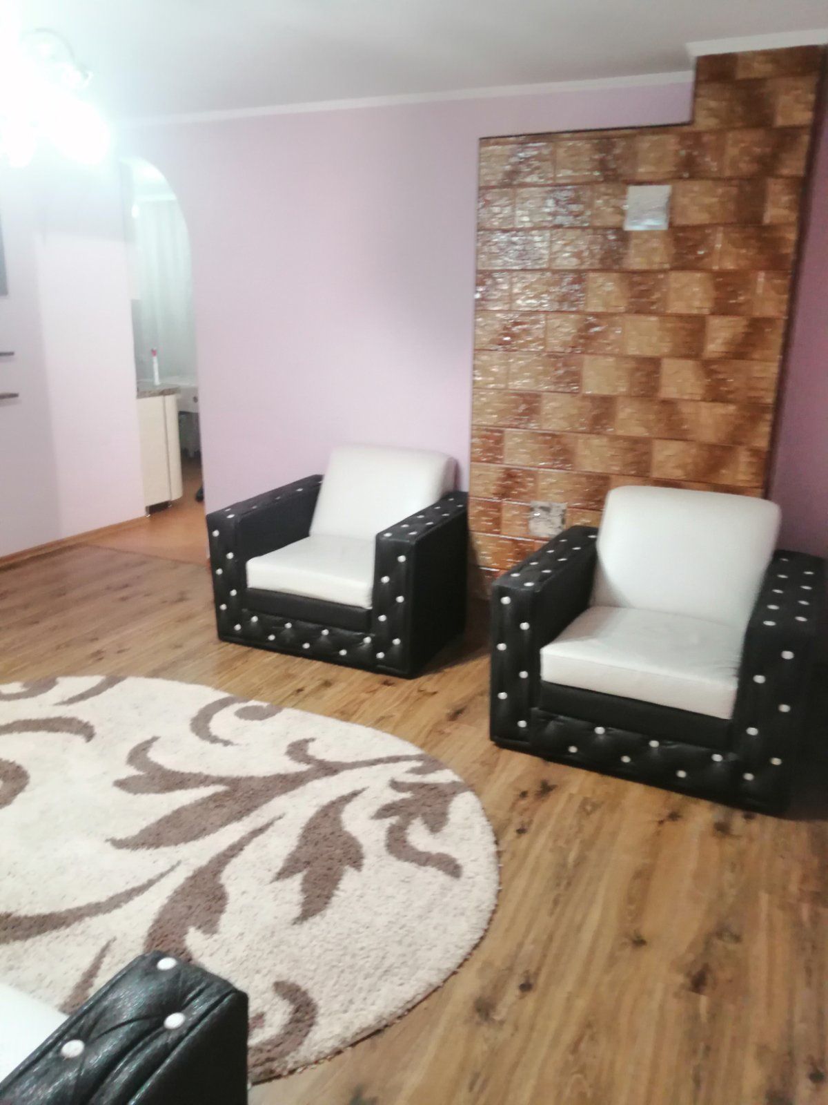 2 КІМ. КВАРТИРА, ПЛОЩА - 65 м², ЦІНА - 239 $
