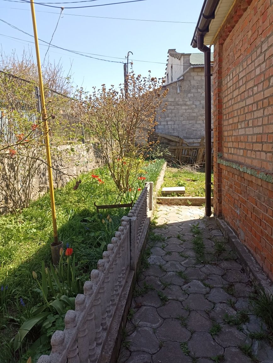 Обʼєкт нерухомості: 3 КІМ.  БУДИНОК ПЛОЩА – 95 м², ЦІНА – 80 000$, РАЙОН: Старе місто — HUBTRUST, Вінниця