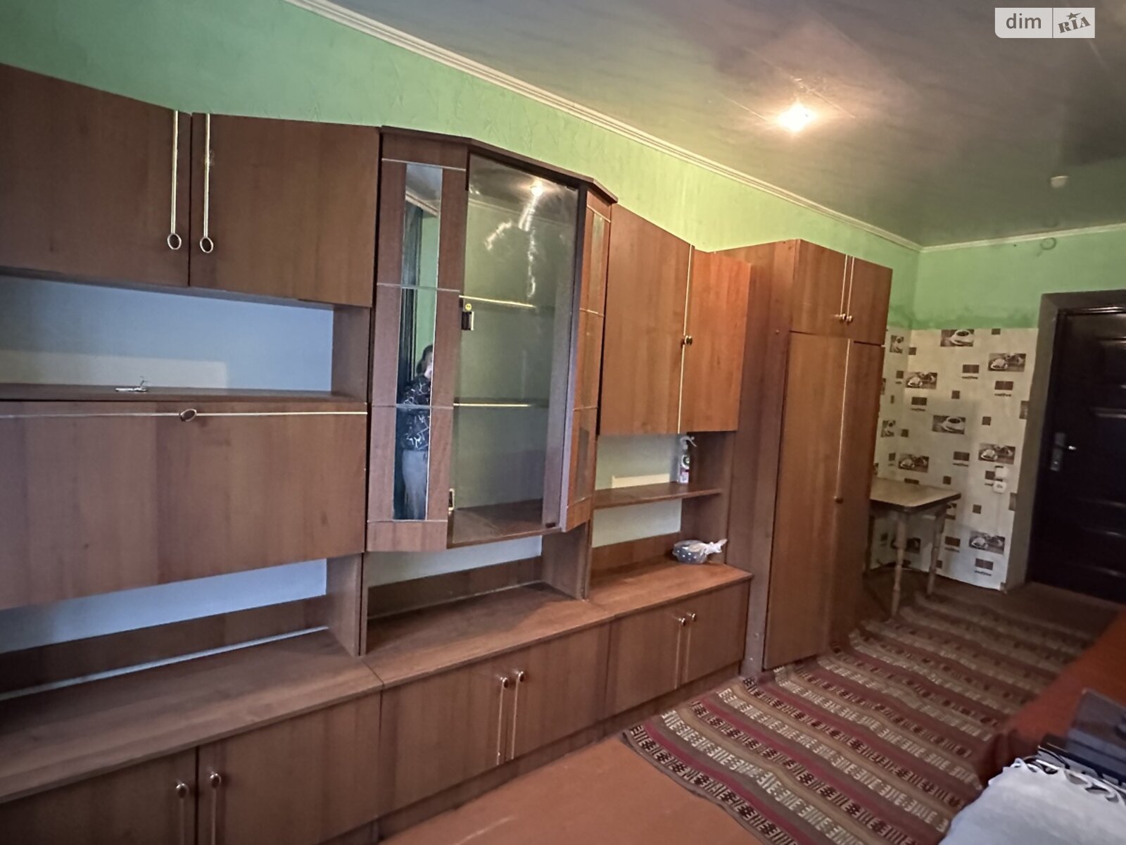 КІМНАТА, ПЛОЩА - 30 м², ЦІНА - 10 000 $
, вул. Антонова Олега