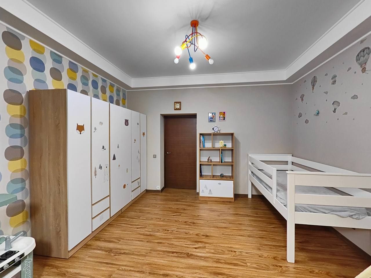 Обʼєкт нерухомості: 3 КІМ.  КВАРТИРА ПЛОЩА – 124 м², ЦІНА – 174 000$, РАЙОН: Поділля — HUBTRUST, Вінниця