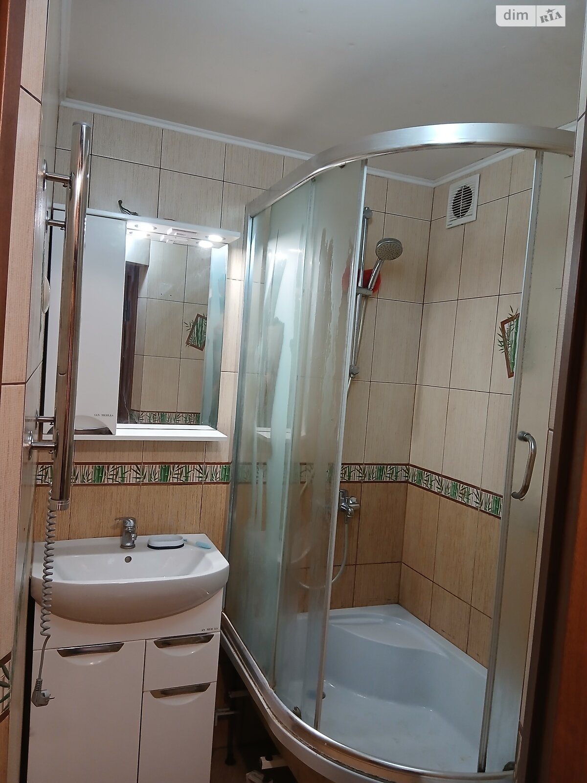 Обʼєкт нерухомості: 2 КІМ. КВАРТИРА, ПЛОЩА - 42 м², ЦІНА - 36 000 $
, вул. Горького — HUBTRUST, Вінниця