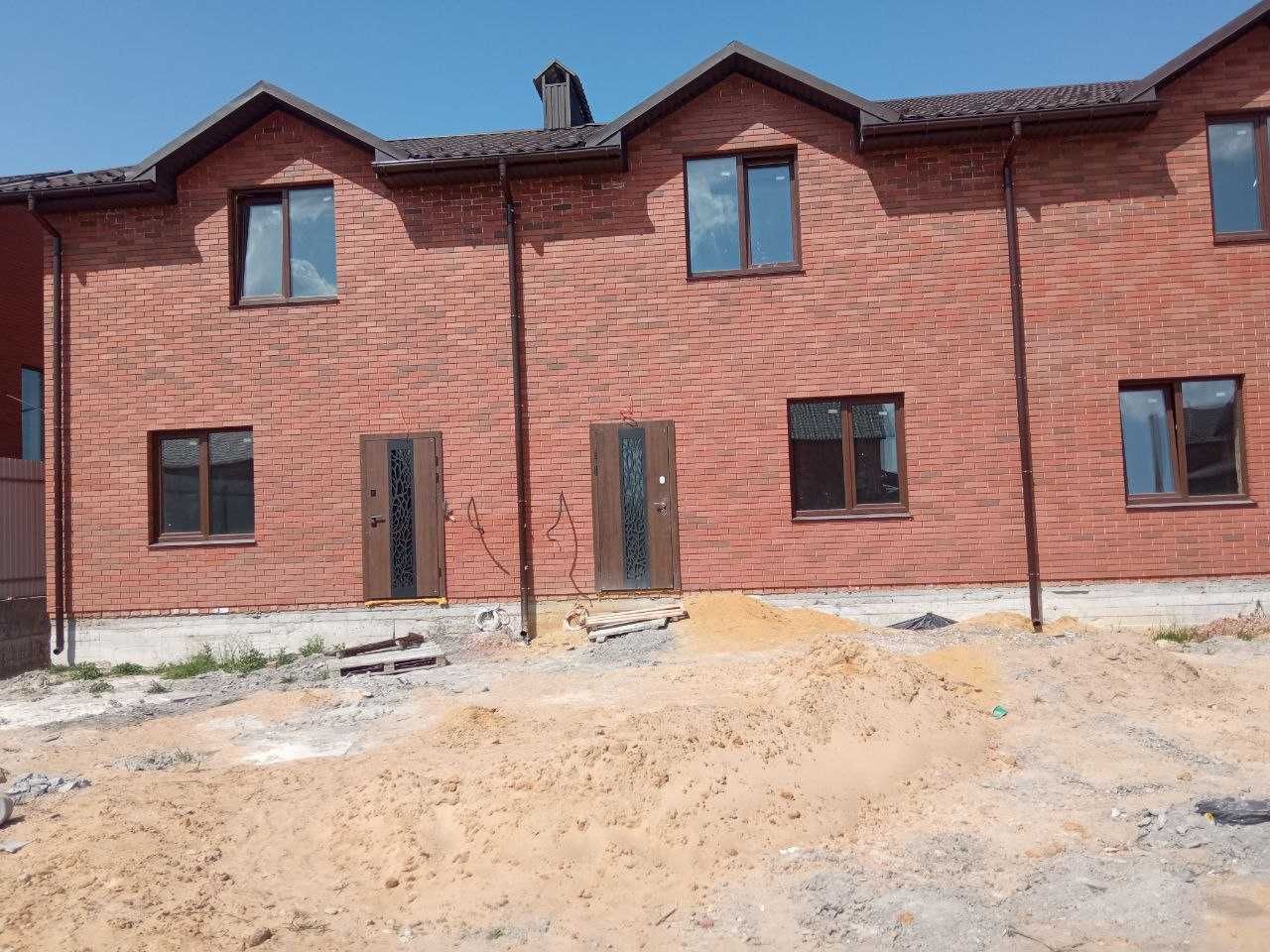 3 КІМ.  ТАУНХАУС ПЛОЩА – 100 м², ЦІНА – 70 000$, РАЙОН: Агрономічне