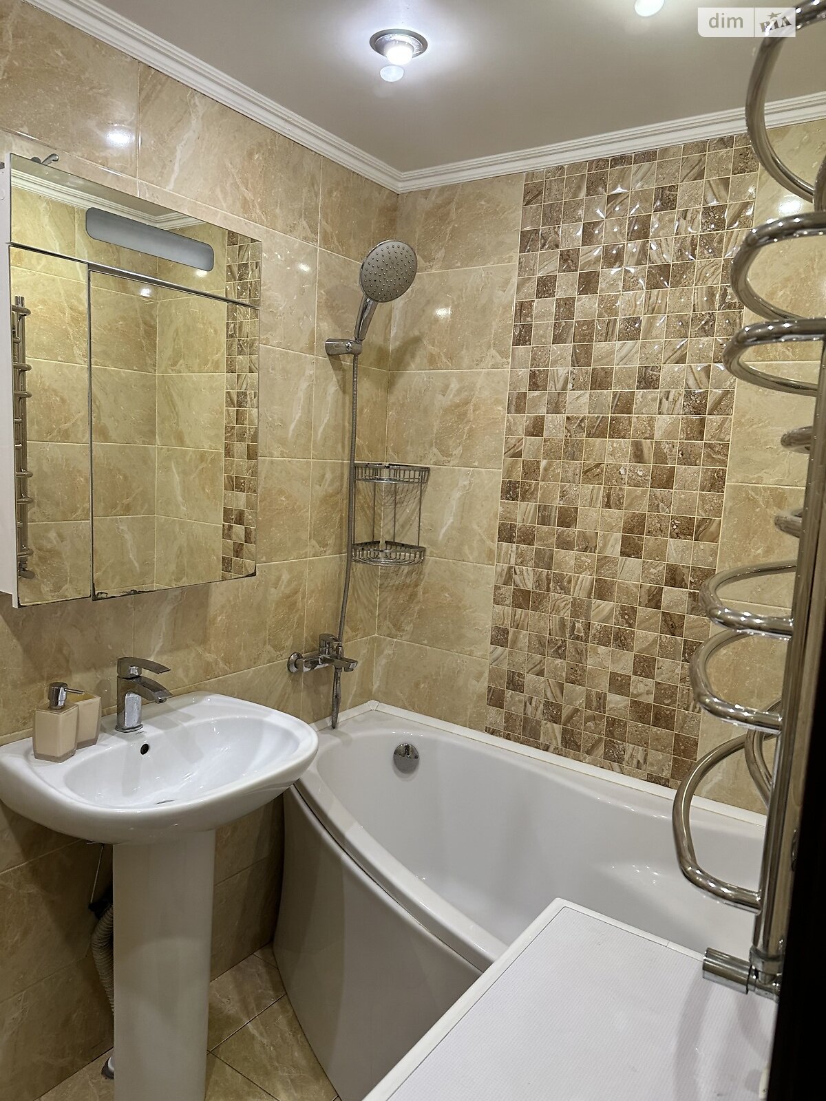 Обʼєкт нерухомості: 4 КІМ. КВАРТИРА, ПЛОЩА - 80 м², ЦІНА - 20 000 $
, вул. Андрія Первозванного — HUBTRUST, Вінниця