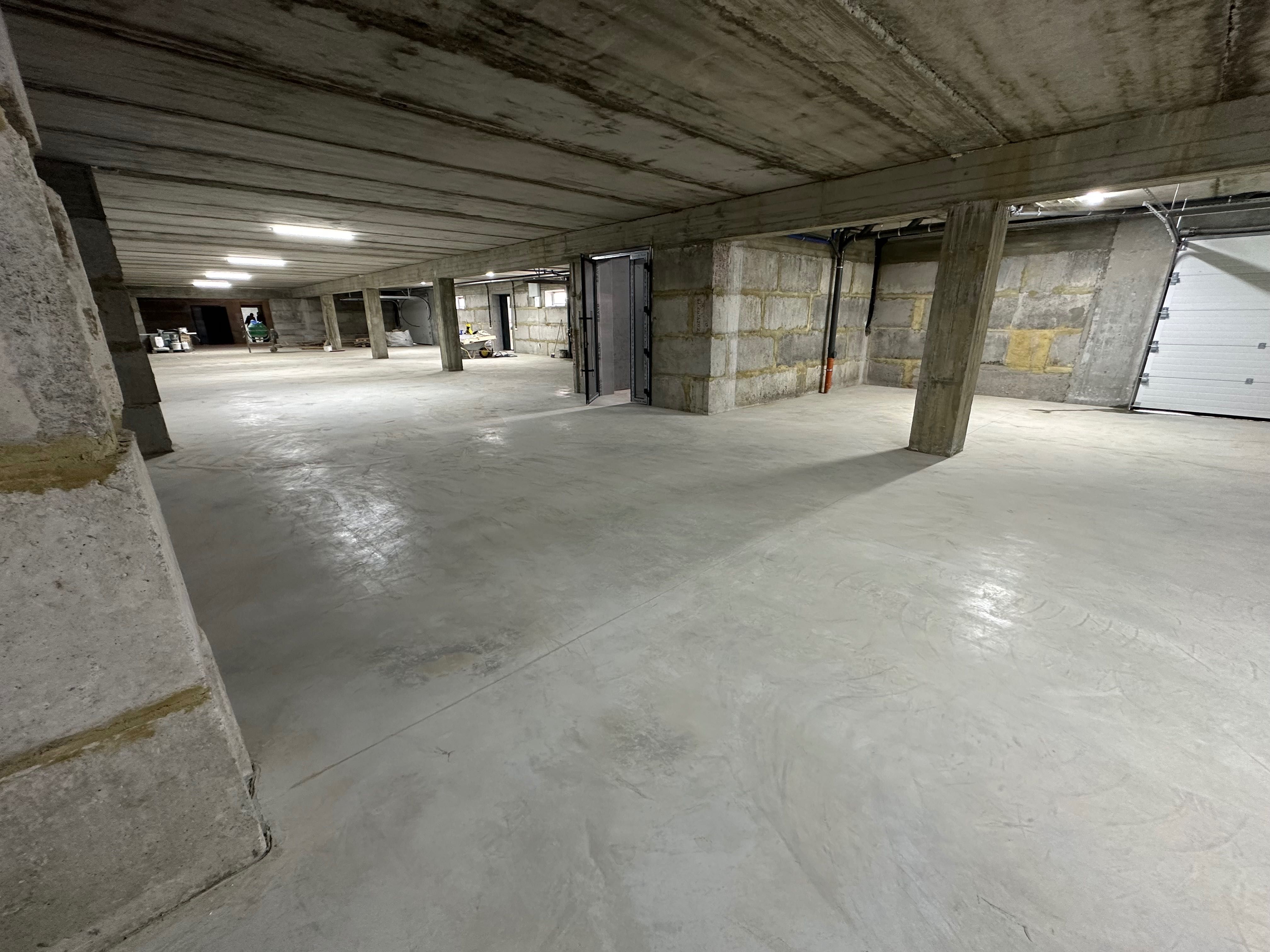 Обʼєкт нерухомості: ПЛОЩА - 320 м², ЦІНА - 5 $
 — HUBTRUST, Вінниця