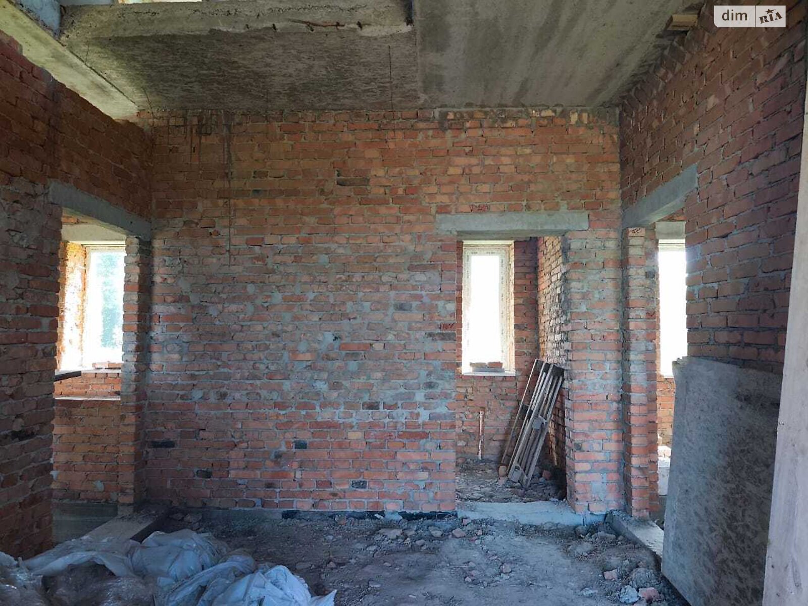 Обʼєкт нерухомості: 4 КІМ. БУДИНОК, ПЛОЩА - 140 м², ЦІНА - 35 000 $
 — HUBTRUST, Вінниця