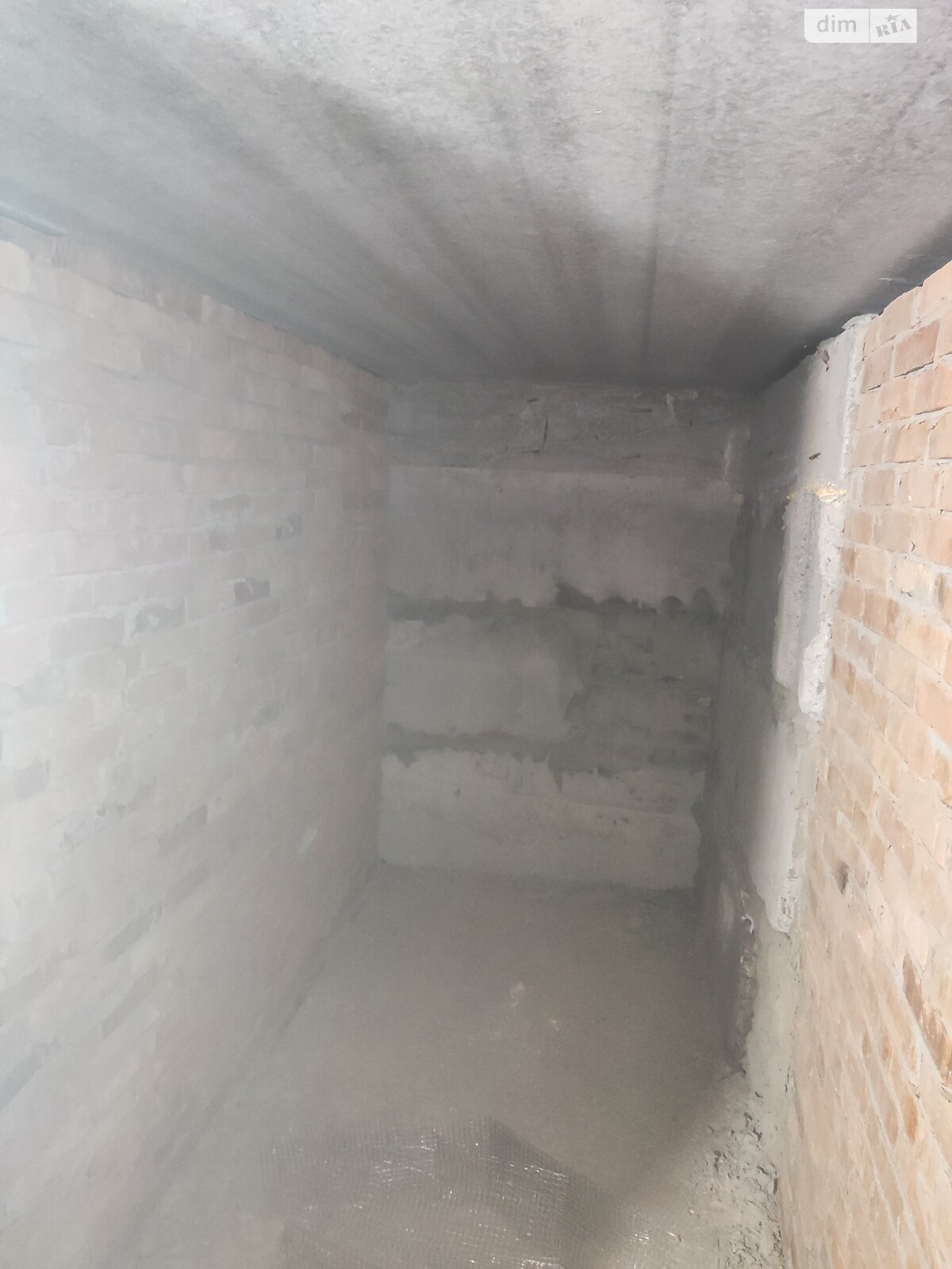 Обʼєкт нерухомості: ПЛОЩА - 4.99 м², ЦІНА - 1 700 $
, вул. Київська — HUBTRUST, Вінниця