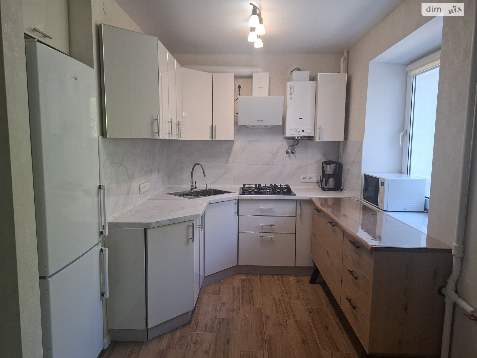 3 КІМ. КВАРТИРА, ПЛОЩА - 55.9 м², ЦІНА - 22 000 $
, вул. Грушевського