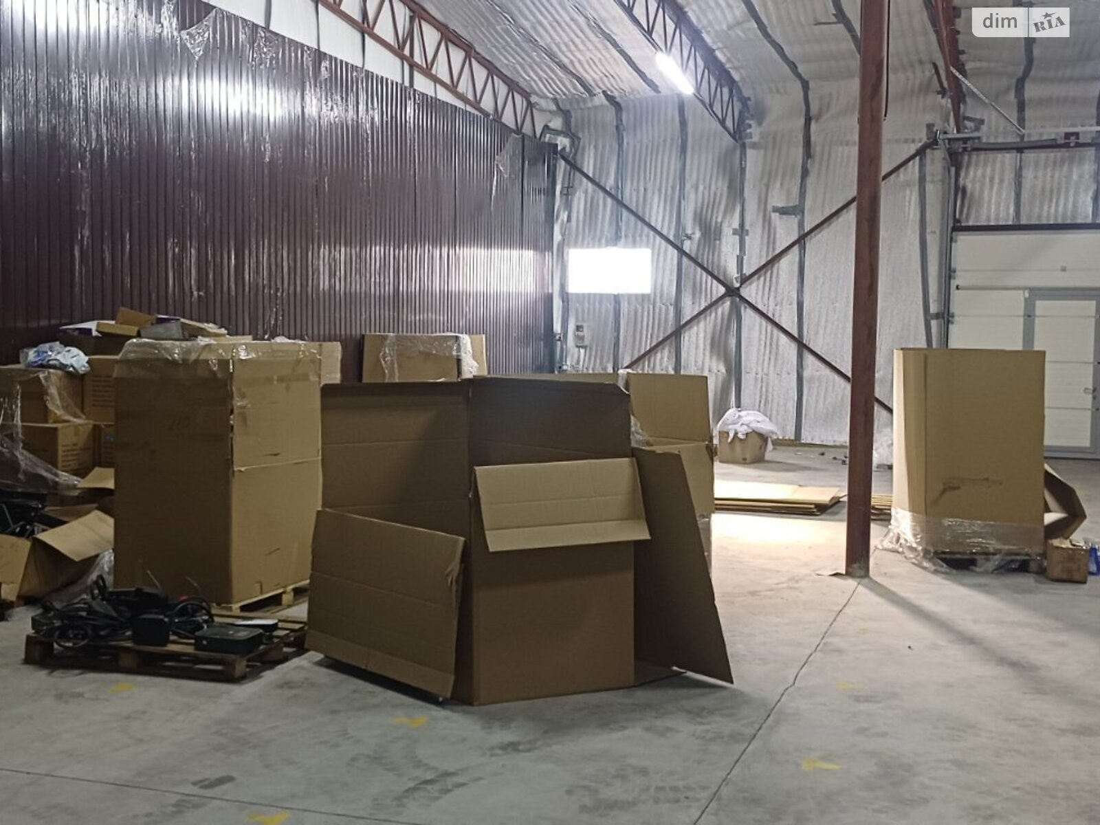Обʼєкт нерухомості: ПЛОЩА - 250 м², ЦІНА - 30 000 $
, вул. Левка Лук’яненка(Ватутіна) — HUBTRUST, Вінниця
