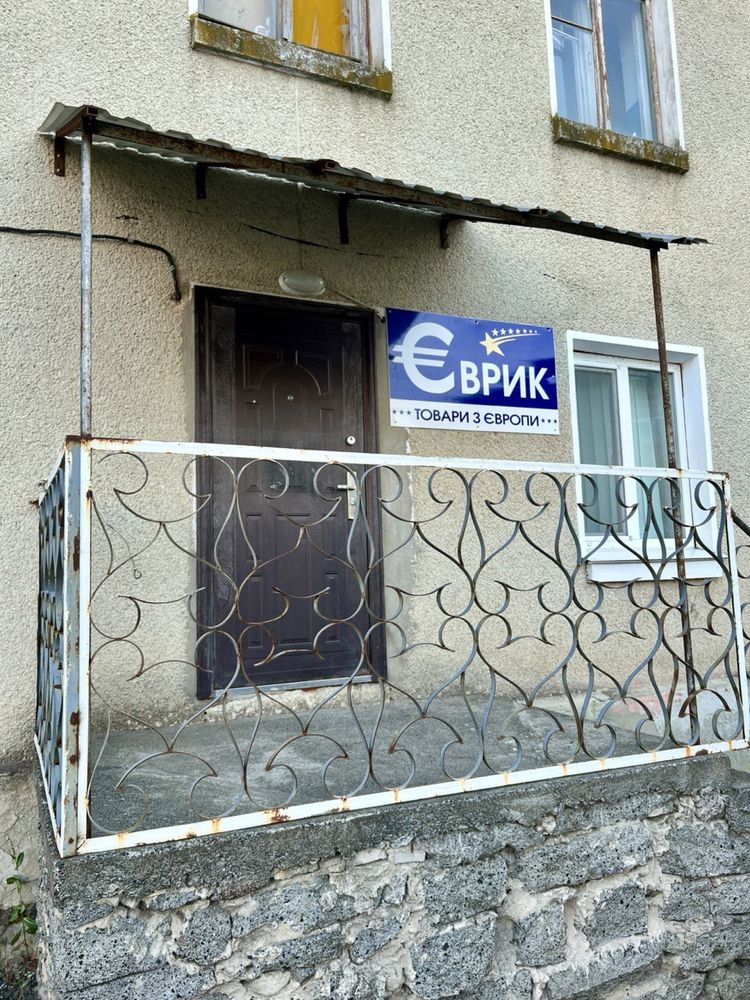 ПЛОЩА - 45 м², ЦІНА - 12 000 $
