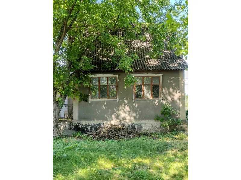 ПЛОЩА - 27.6 м², ЦІНА - 5 234 $
