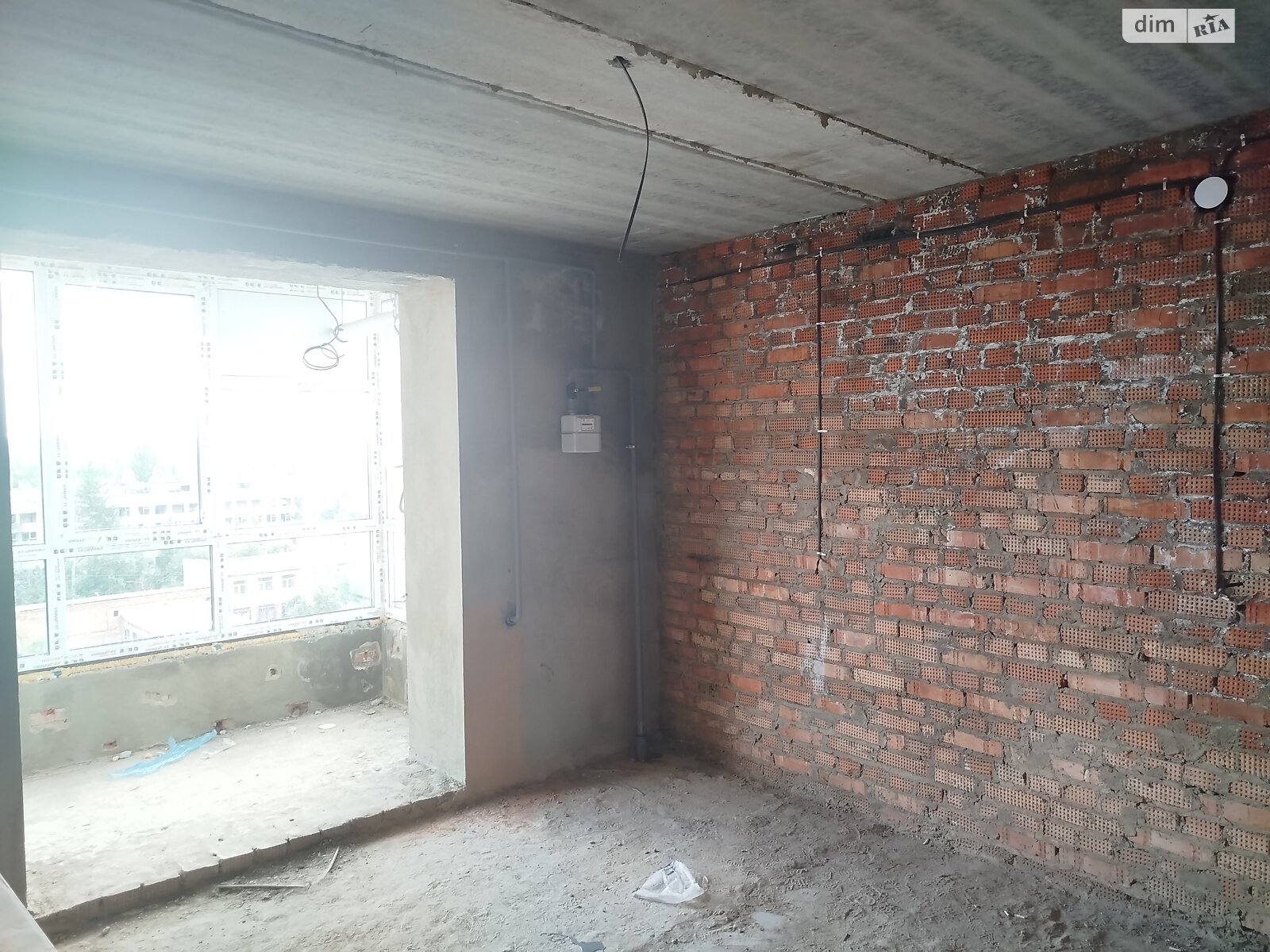 1 КІМ. КВАРТИРА, ПЛОЩА - 47.6 м², ЦІНА - 40 499 $
, вул. Сергія Зулінського
