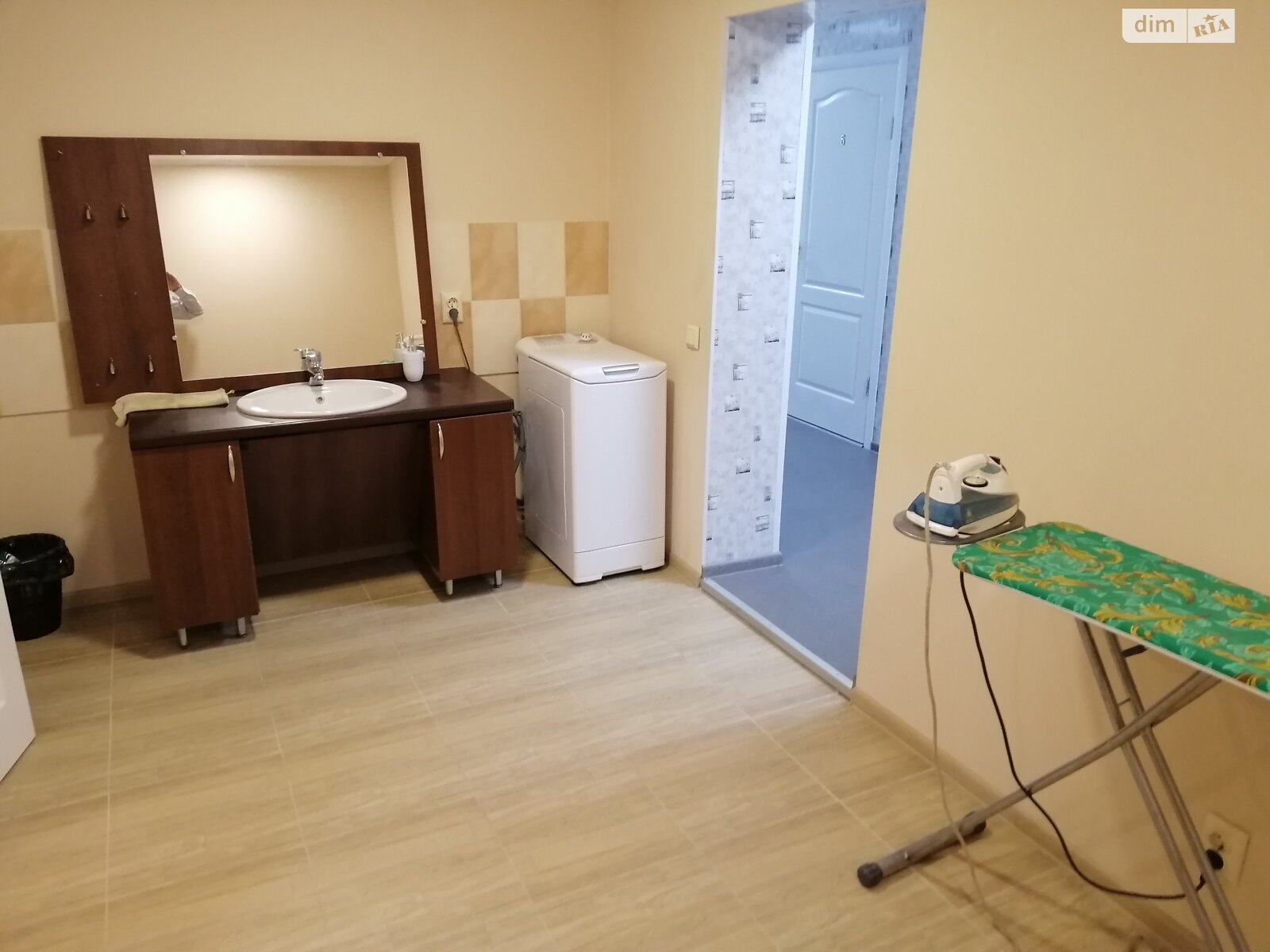 КІМНАТА, ПЛОЩА - 14 м², ЦІНА - 3 600 $
, просп. Коцюбинського