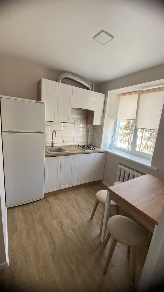 2 КІМ. КВАРТИРА, ПЛОЩА - 40 м², ЦІНА - 358 $

