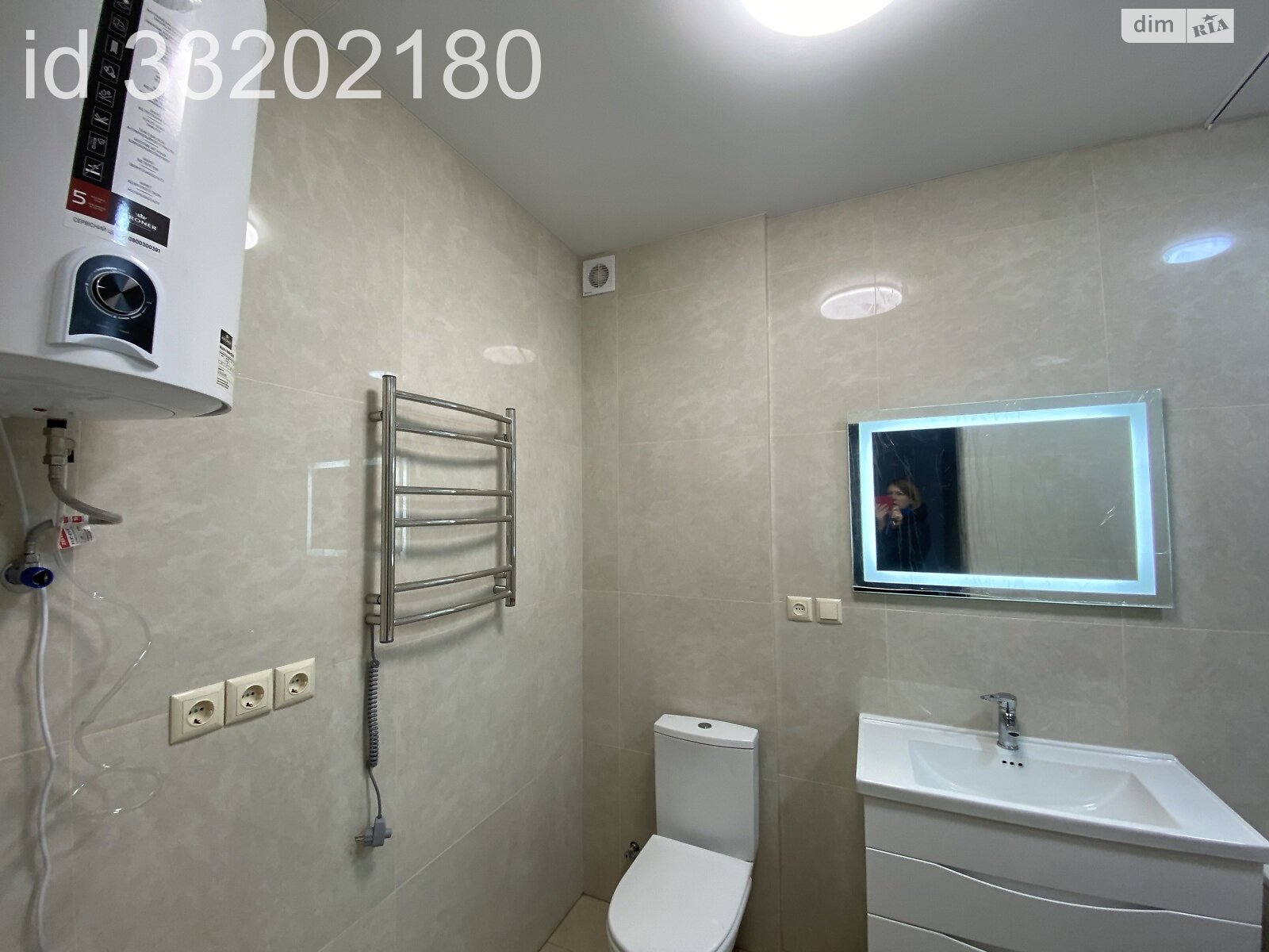 1 КІМ. КВАРТИРА, ПЛОЩА - 32 м², ЦІНА - 49 500 $
, вул. Лялі Ратушної