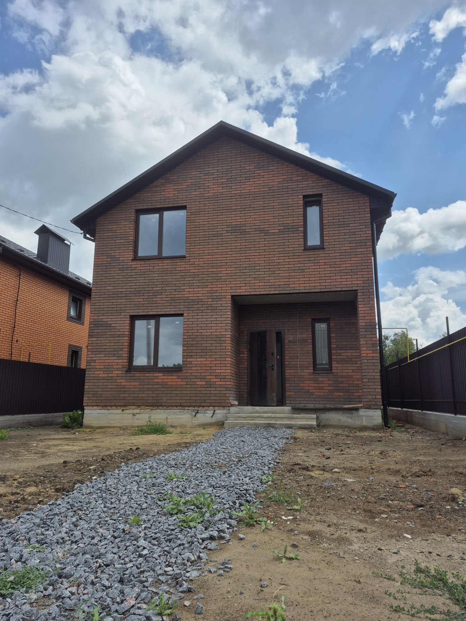 4 КІМ. БУДИНОК, ПЛОЩА - 128 м², ЦІНА - 92 000 $
