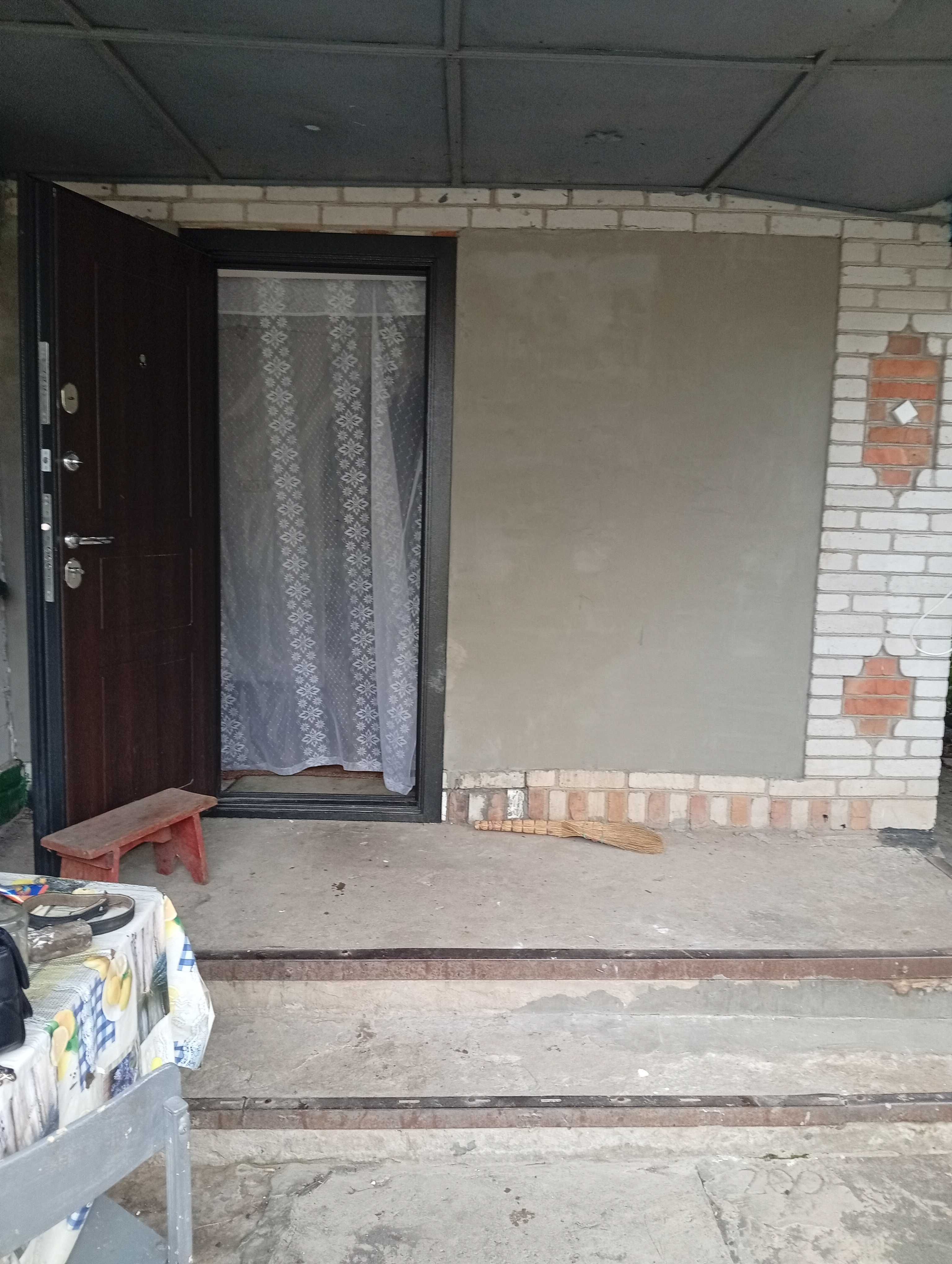 4 КІМ. БУДИНОК, ПЛОЩА - 52 м², ЦІНА - 15 000 $
