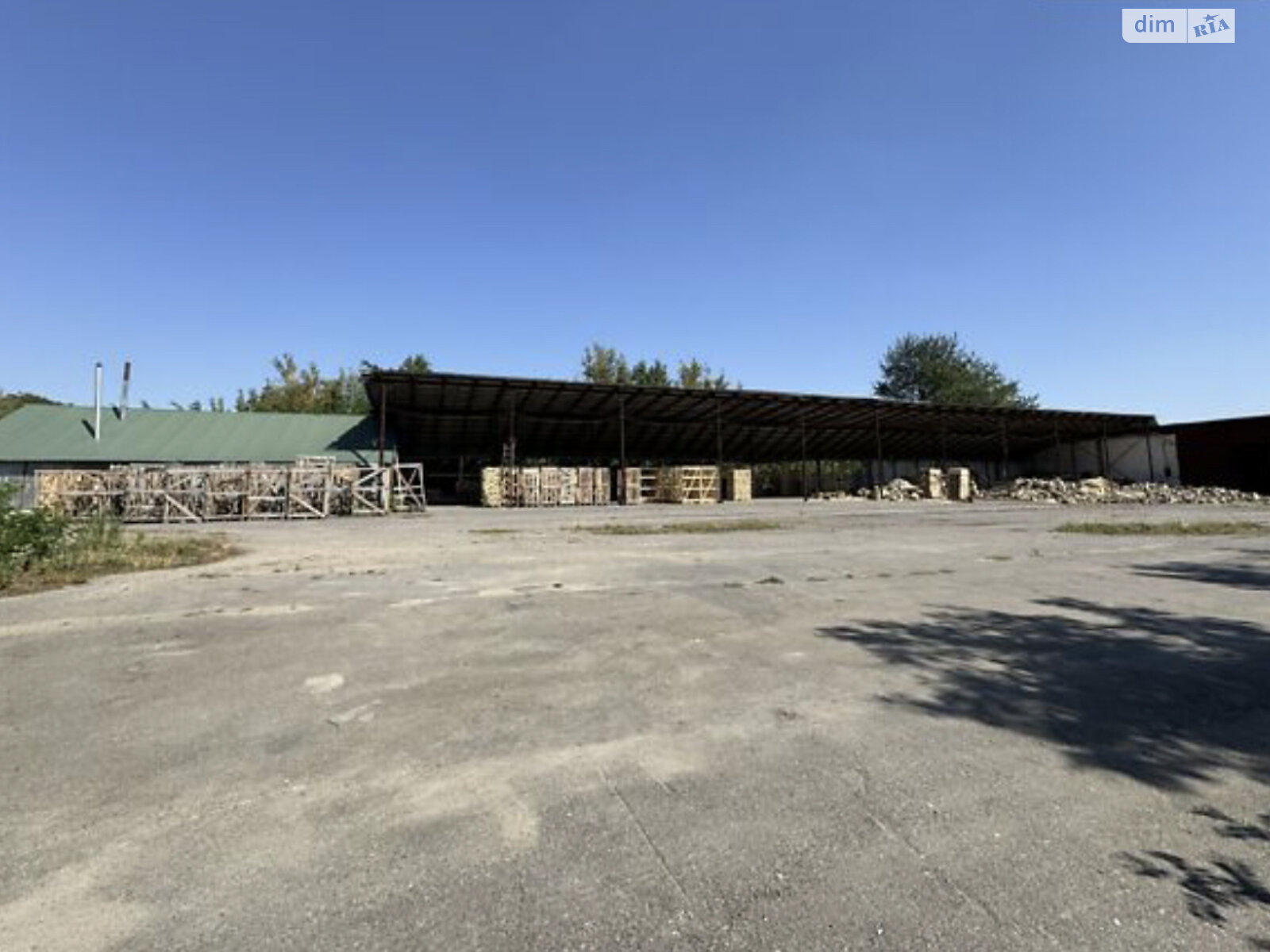 ПЛОЩА - 900 м², ЦІНА - 79 000 $
