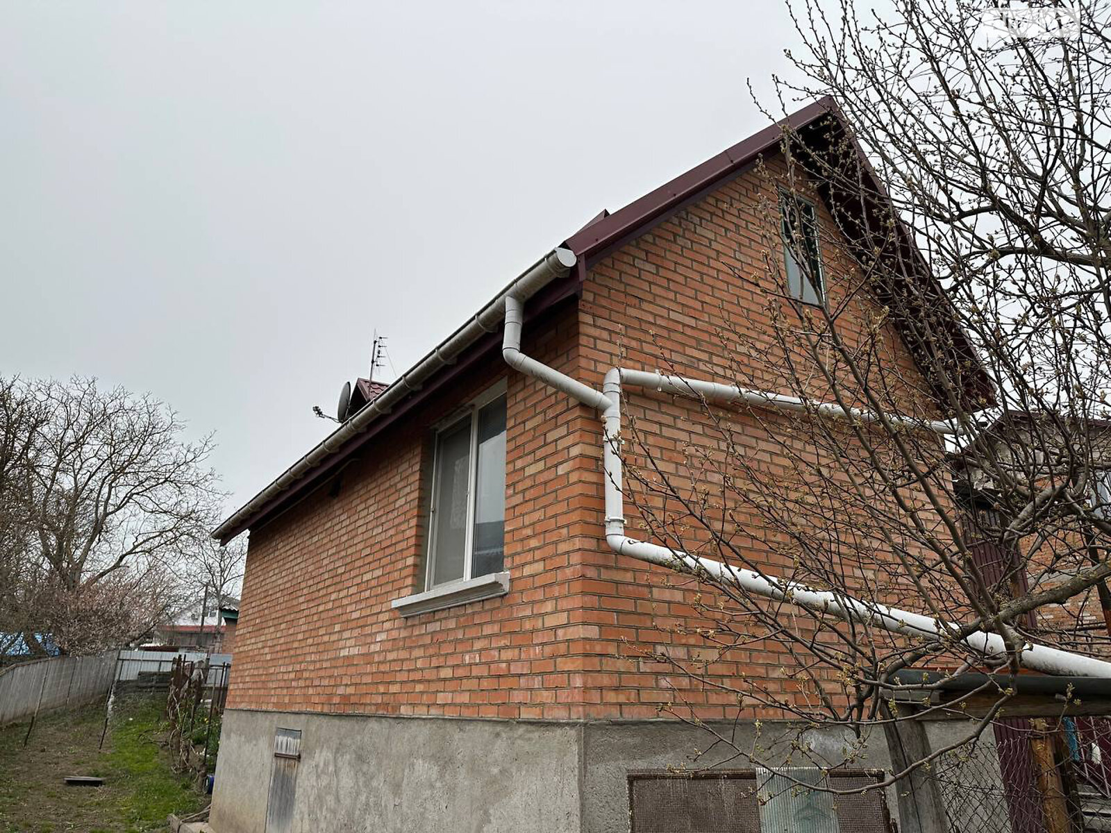 7 КІМ. БУДИНОК, ПЛОЩА - 520 м², ЦІНА - 210 000 $
