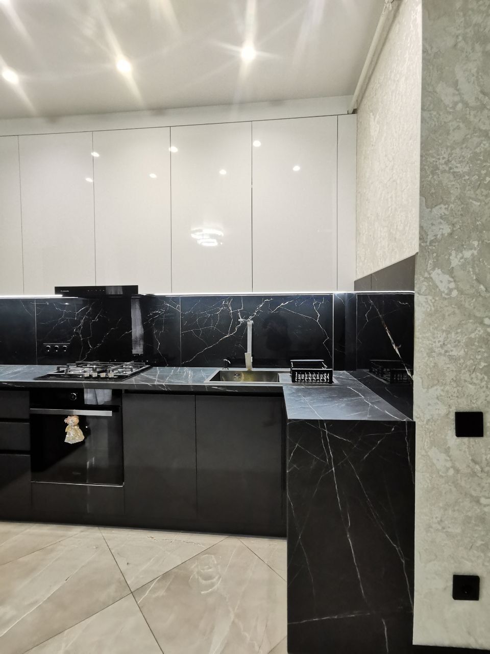 Обʼєкт нерухомості: 3 КІМ.  ТАУНХАУС ПЛОЩА – 90 м², ЦІНА – 120 000$, РАЙОН: Агрономічне — HUBTRUST, Вінниця