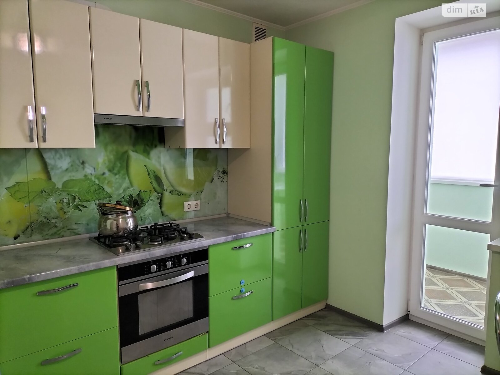 1 КІМ. КВАРТИРА, ПЛОЩА - 45 м², ЦІНА - 15 000 $
, вул. Зодчих