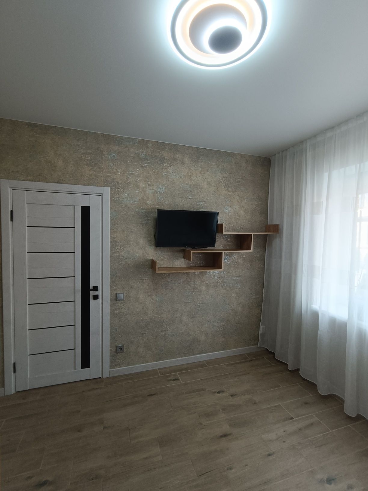 Обʼєкт нерухомості: 3 КІМ.  ТАУНХАУС ПЛОЩА – 90 м², ЦІНА – 120 000$, РАЙОН: Агрономічне — HUBTRUST, Вінниця