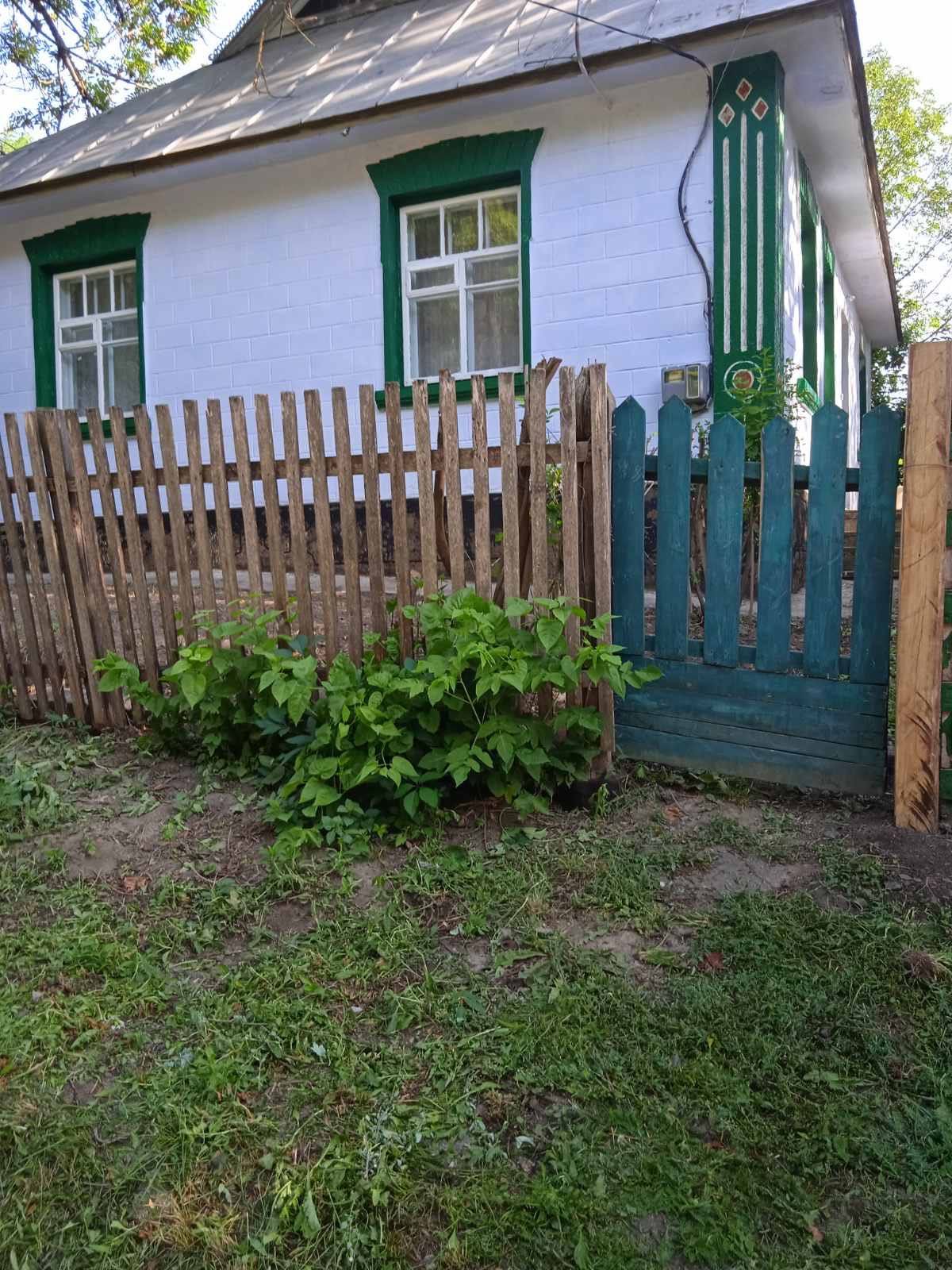 4 КІМ. БУДИНОК, ПЛОЩА - 100 м², ЦІНА - 2 200 $
