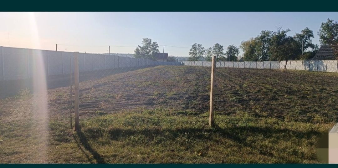ПЛОЩА - 27 CОТ., ЦІНА - 18 000 $
