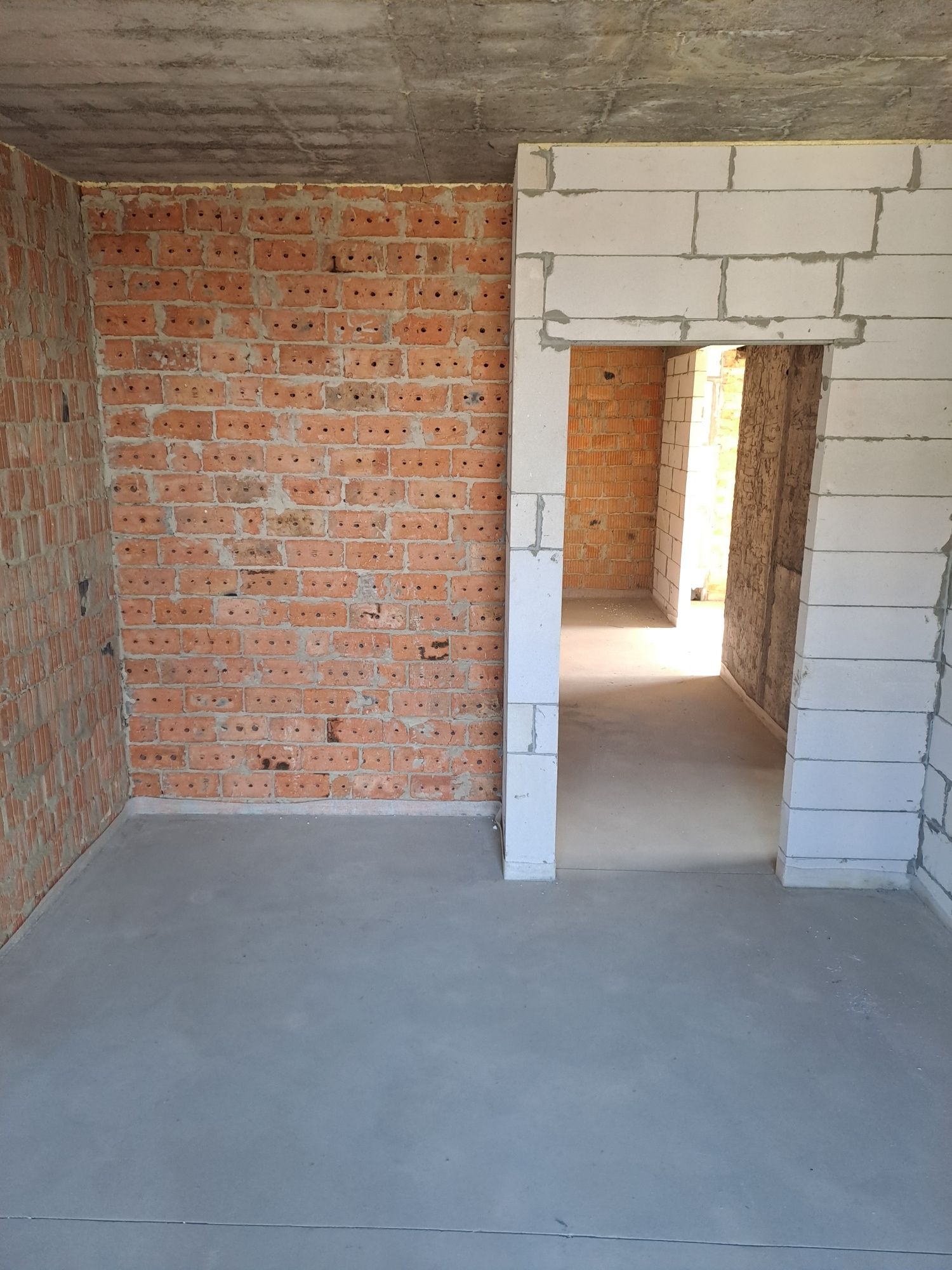 Обʼєкт нерухомості: 2 КІМ.  КВАРТИРА ПЛОЩА – 63 м², ЦІНА – 69 900$, РАЙОН: Центр — HUBTRUST, Вінниця