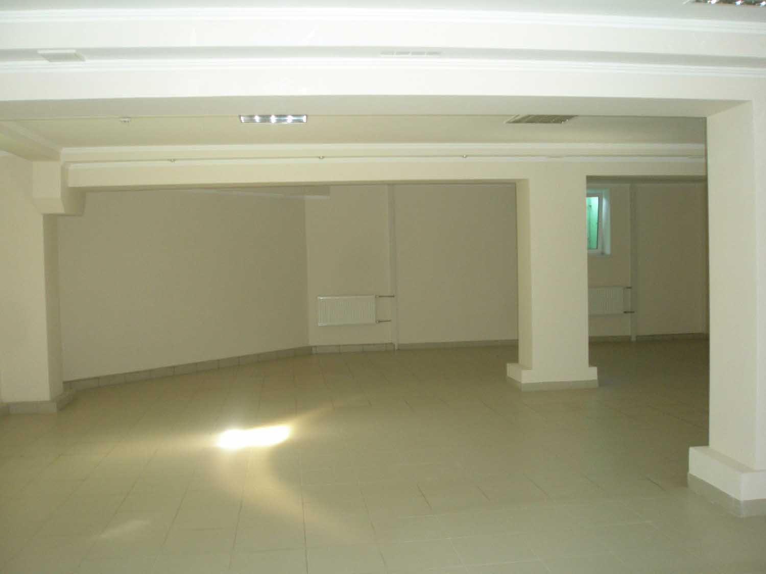 ПЛОЩА - 280 м², ЦІНА - 370 000 $
