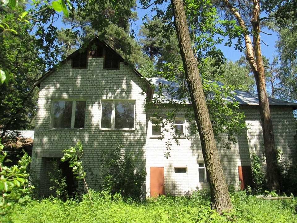 ПЛОЩА - 1500 м², ЦІНА - 280 000 $
