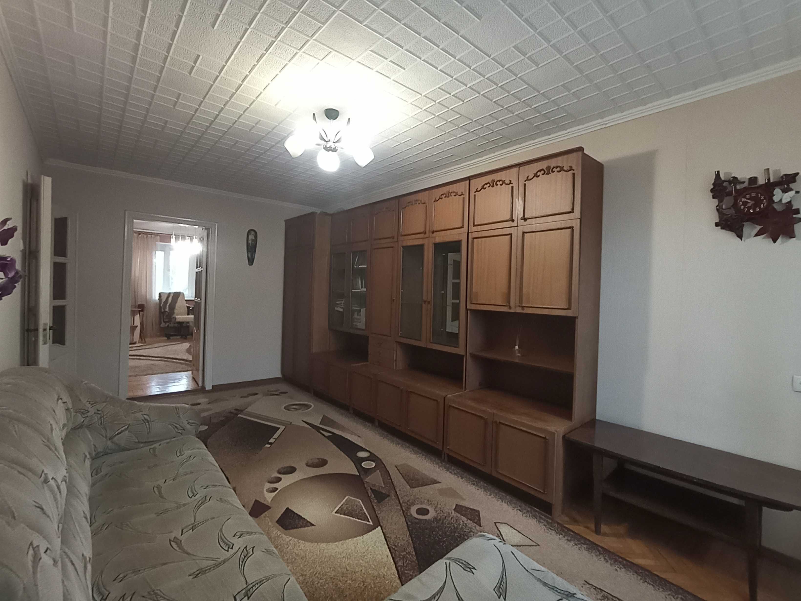 2 КІМ.  КВАРТИРА ПЛОЩА – 45 м², ЦІНА – 53 999$, РАЙОН: Вишенька