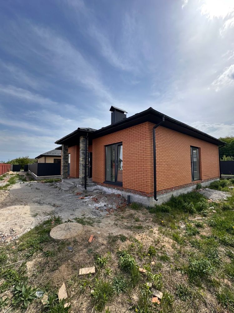 Обʼєкт нерухомості: 3 КІМ.  БУДИНОК ПЛОЩА – 97 м², ЦІНА – 77 000$, РАЙОН: Старе місто — HUBTRUST, Вінниця