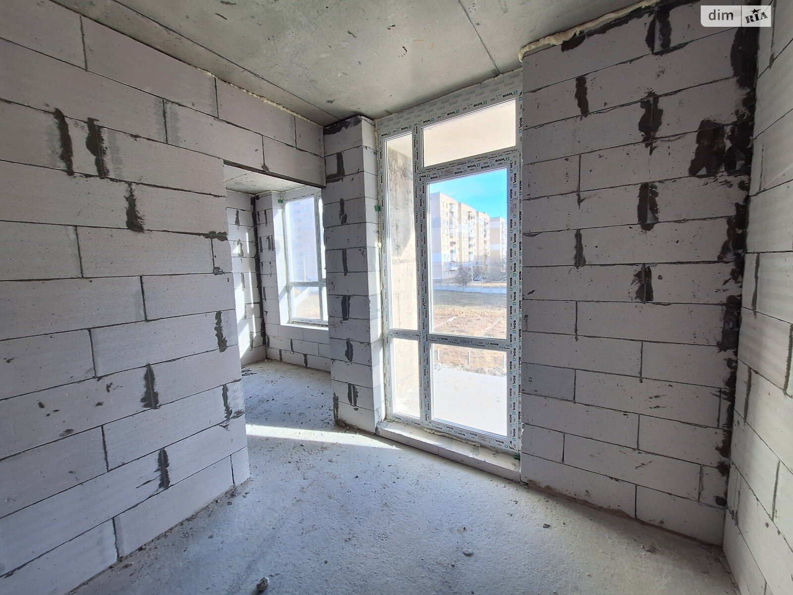 1 КІМ. КВАРТИРА, ПЛОЩА - 29.7 м², ЦІНА - 25 000 $
, вул. Сергія Зулінського