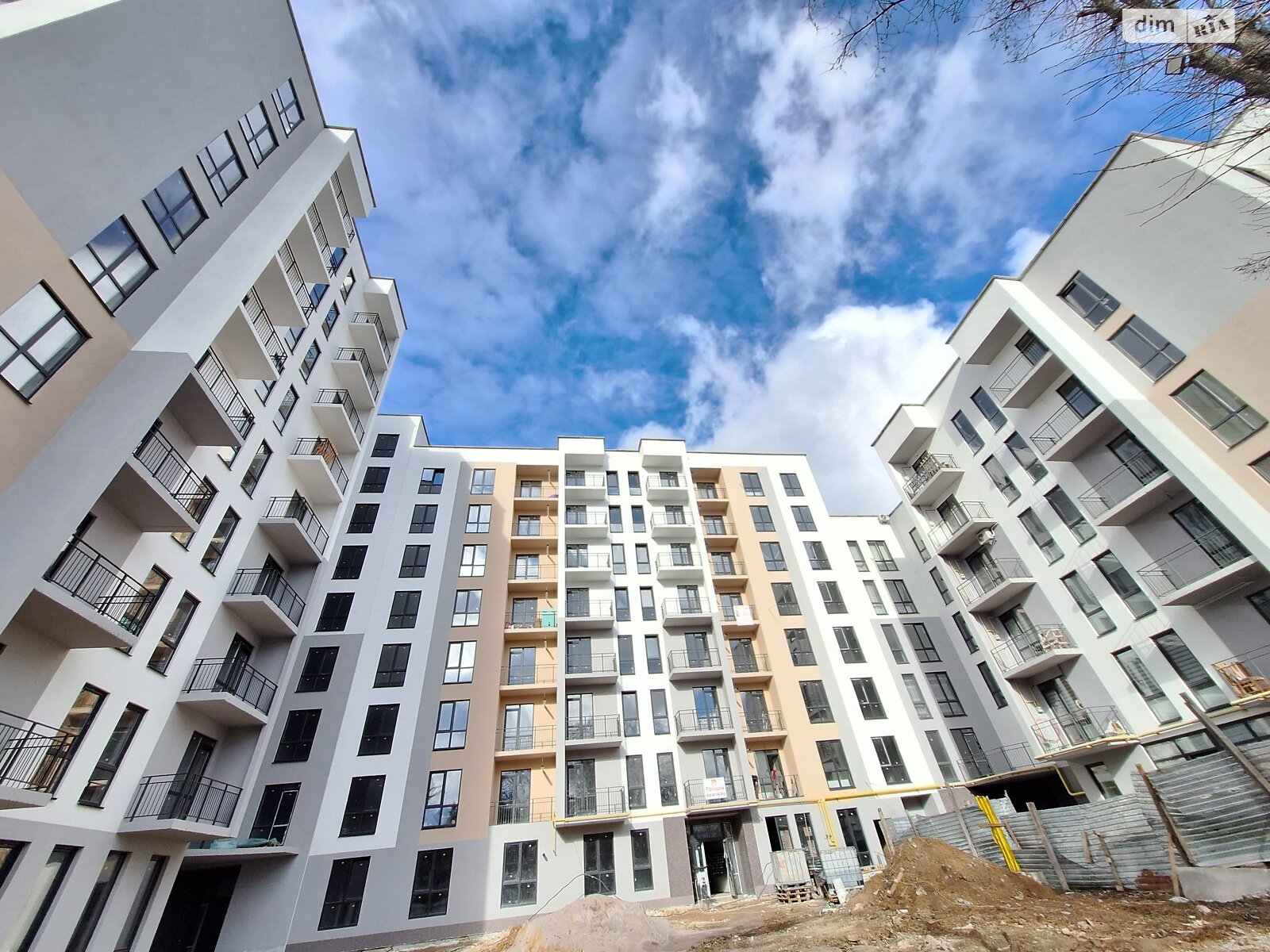 Обʼєкт нерухомості: 2 КІМ. КВАРТИРА, ПЛОЩА - 63.5 м², ЦІНА - 51 000 $
, вул. Центральна(Мічуріна) — HUBTRUST, Вінниця