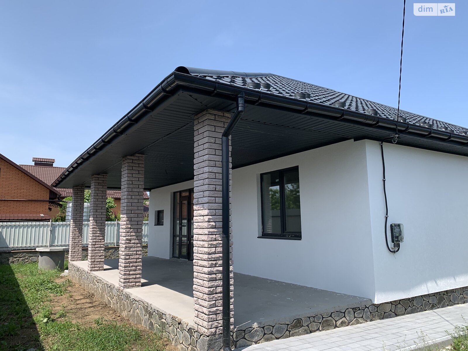 4 КІМ. БУДИНОК, ПЛОЩА - 92 м², ЦІНА - 114 999 $
, вул. Прибережна