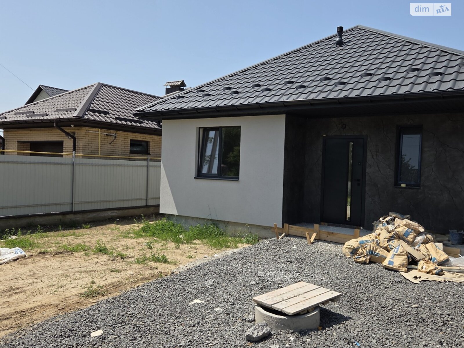 3 КІМ. БУДИНОК, ПЛОЩА - 96 м², ЦІНА - 75 000 $
, вул. Молодіжна