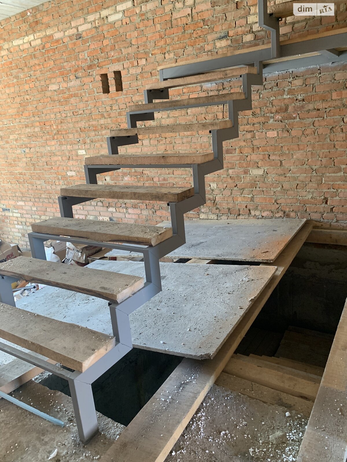 Обʼєкт нерухомості: 4 КІМ. ТАУНХАУС, ПЛОЩА - 130 м², ЦІНА - 72 000 $
, вул. Мирна — HUBTRUST, Вінниця
