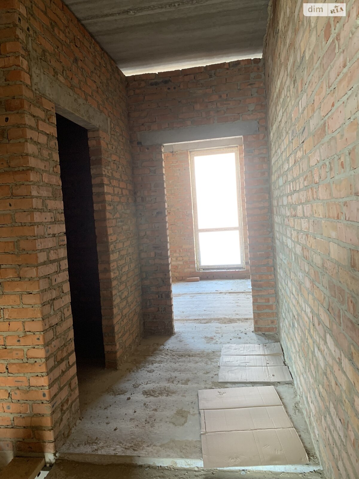 Обʼєкт нерухомості: 4 КІМ. ТАУНХАУС, ПЛОЩА - 130 м², ЦІНА - 72 000 $
, вул. Мирна — HUBTRUST, Вінниця